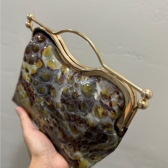 Unique Embossed Cowhide Handmade Double Kisslock Handbag, Includes Small Clutch - Picture 15 of 16